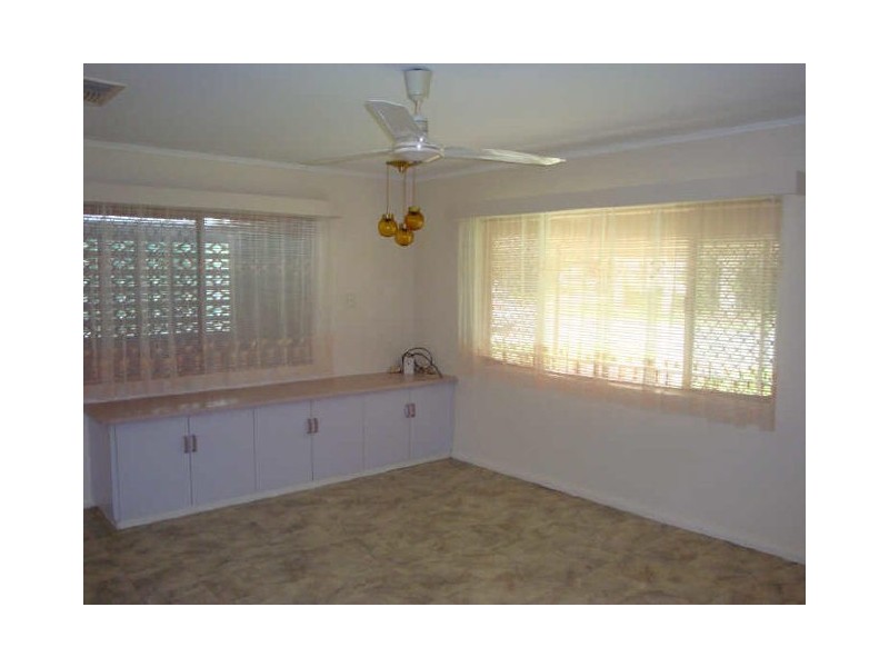 31 Agate Street, Bayview Heights QLD 4868
