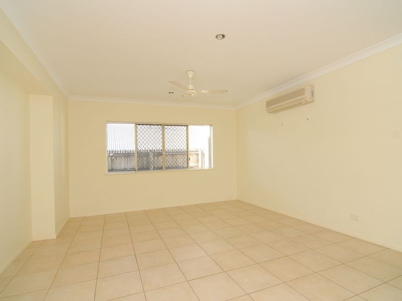 22 Chesterfield Close, Brinsmead QLD 4870