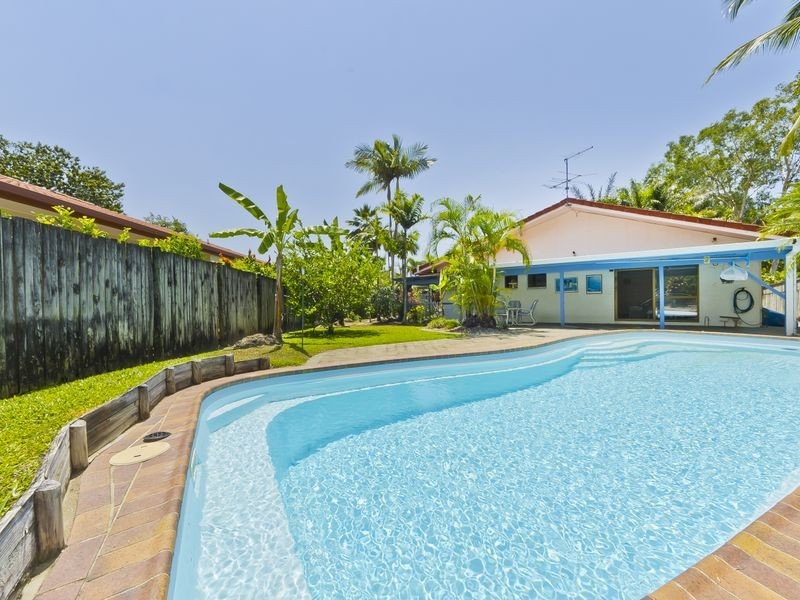3 Ribbon Close, Clifton Beach QLD 4879