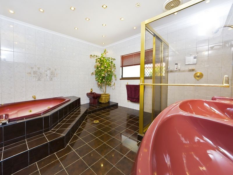 3 Ribbon Close, Clifton Beach QLD 4879