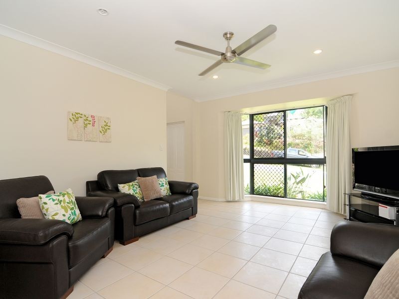 37 Greendale Close, Brinsmead QLD 4870