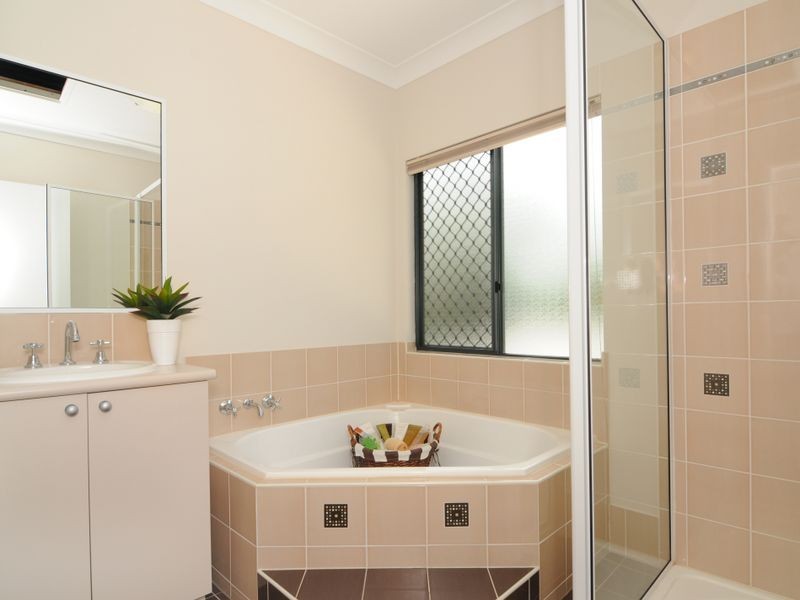 37 Greendale Close, Brinsmead QLD 4870
