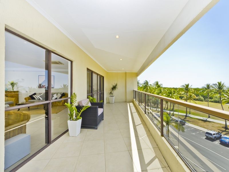 17/281 Esplanade, Cairns North QLD 4870