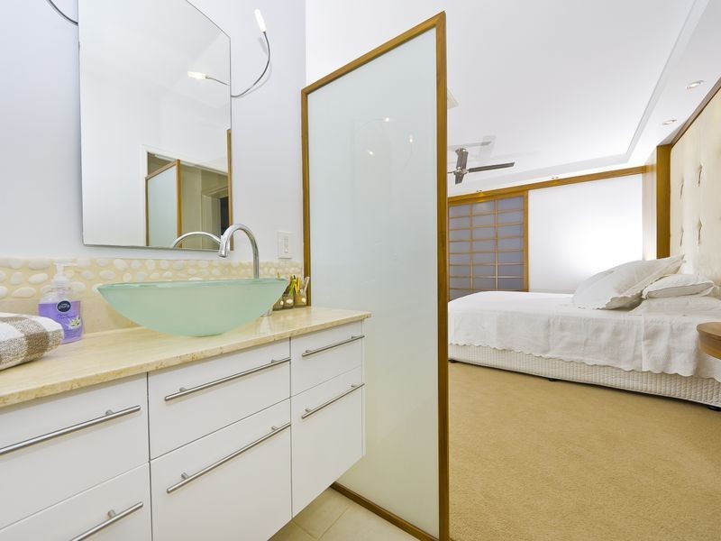 17/281 Esplanade, Cairns North QLD 4870