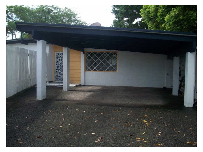 61 Birch Street, Manoora QLD 4870