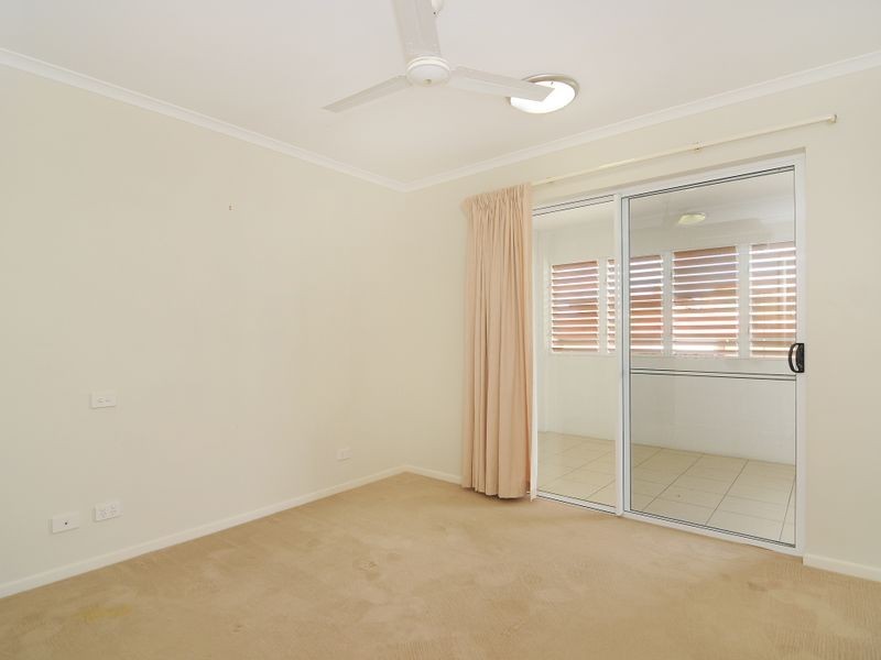 6/18 Smith Street, Cairns North QLD 4870