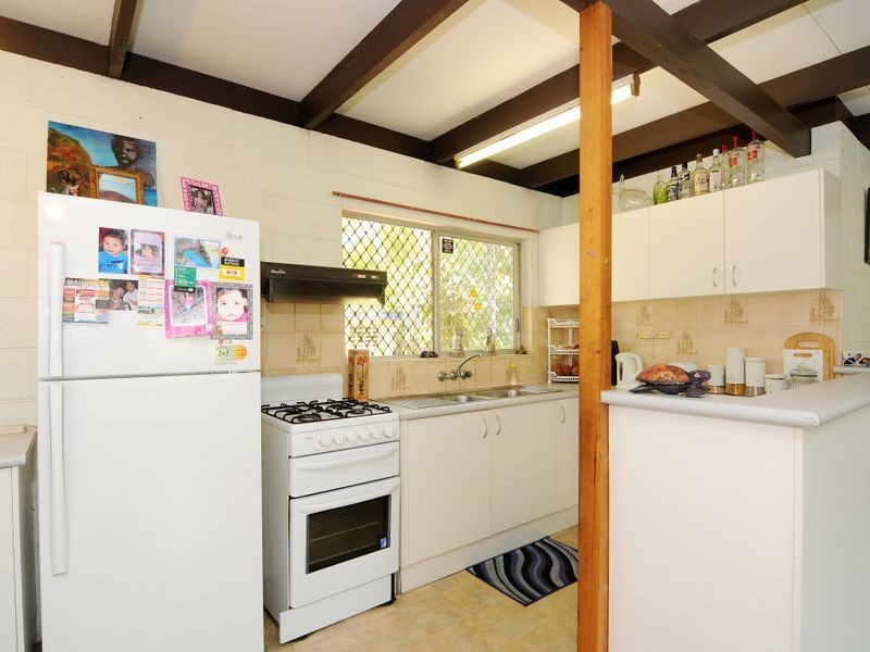 27 Koch Street, Mooroobool QLD 4870