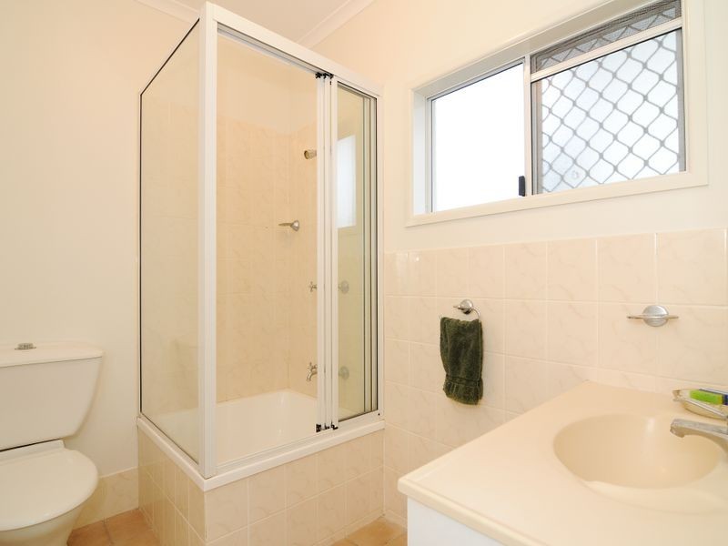 43 Hutchinson Street, Edge Hill QLD 4870