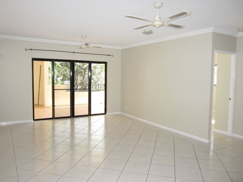 7/312 Lake Street, Cairns North QLD 4870