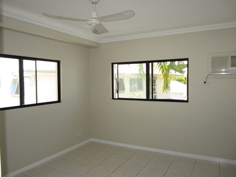 7/312 Lake Street, Cairns North QLD 4870