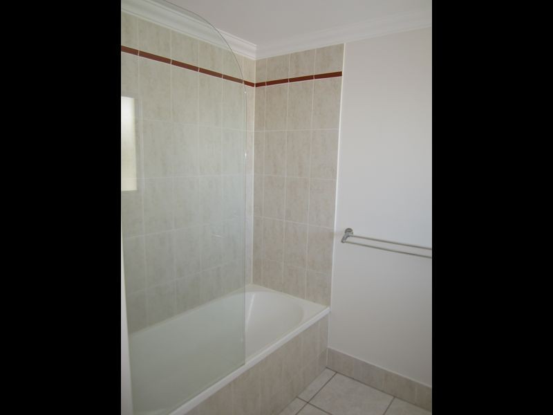 7/312 Lake Street, Cairns North QLD 4870