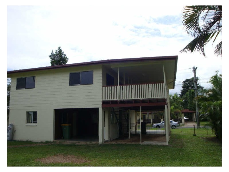 15 Universal Close, White Rock QLD 4868