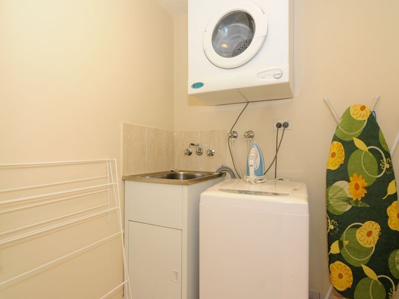 1525/2 Greenslopes Street, Cairns North QLD 4870