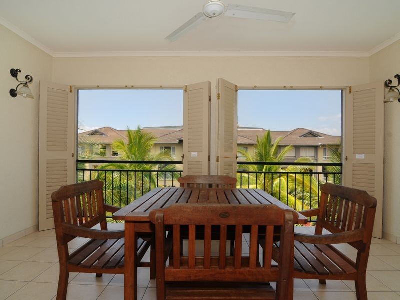 1525/2 Greenslopes Street, Cairns North QLD 4870