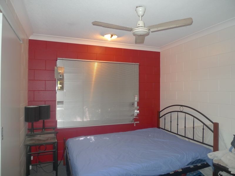 4/171 Hoare Street, Manunda QLD 4870