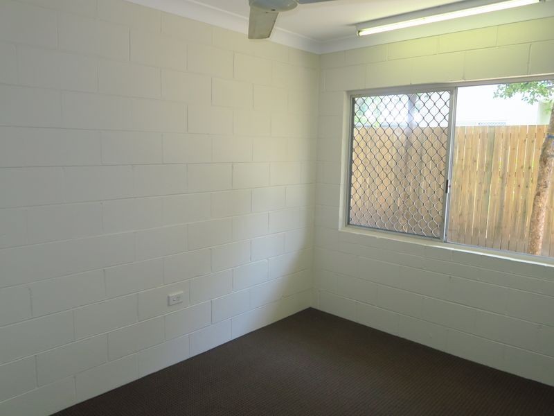 2/50 Alfred Street, Manunda QLD 4870