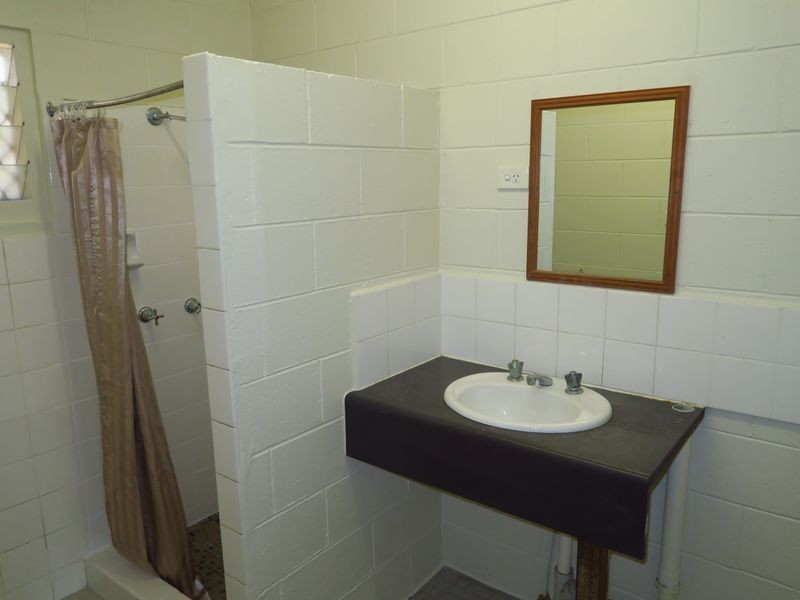 2/50 Alfred Street, Manunda QLD 4870