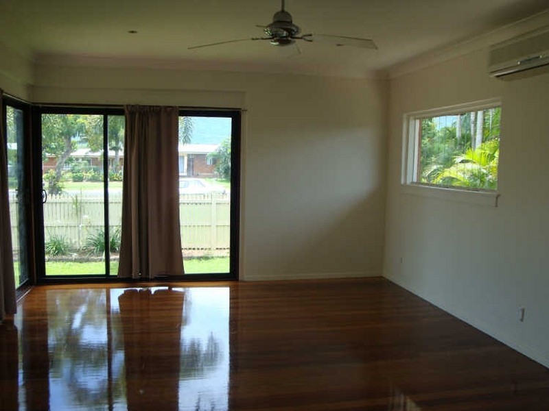 270 Aumuller Street, Westcourt QLD 4870