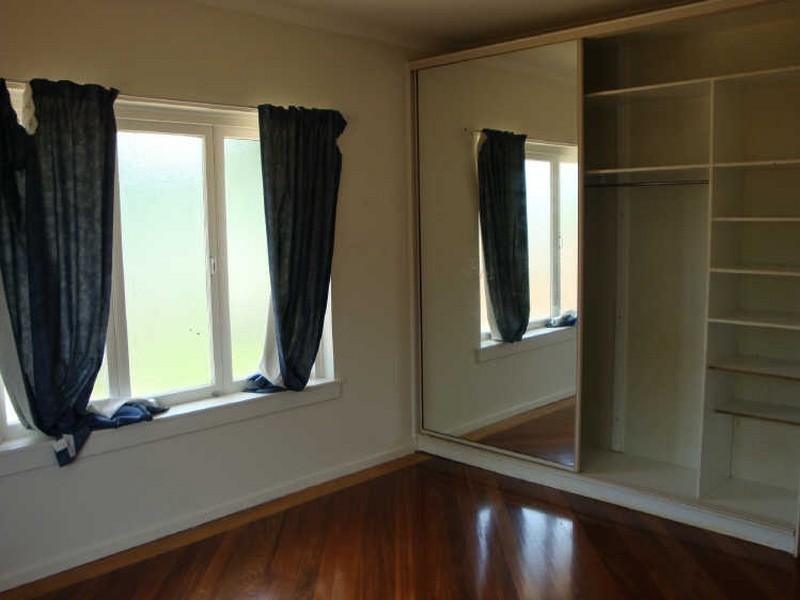 270 Aumuller Street, Westcourt QLD 4870