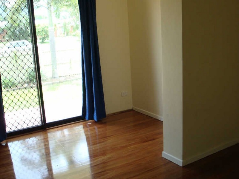 270 Aumuller Street, Westcourt QLD 4870
