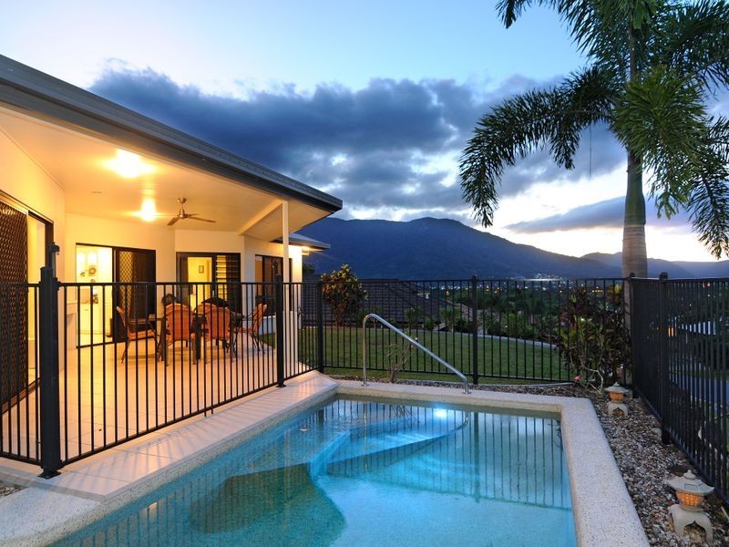 21 Findlay Street, Brinsmead QLD 4870