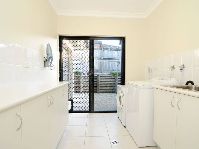 21 Findlay Street, Brinsmead QLD 4870