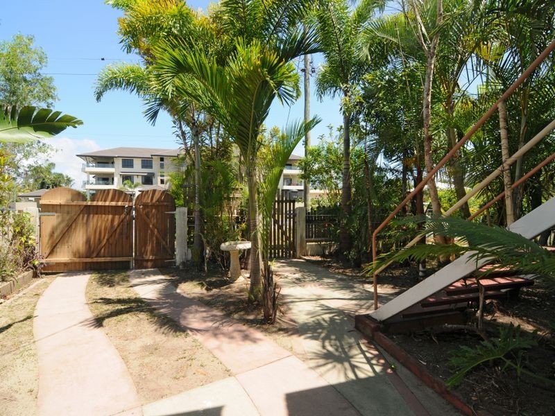 80 Gatton Street, Parramatta Park QLD 4870