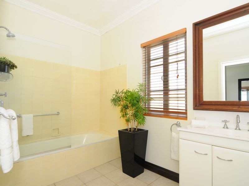399 Mayers Street, Edge Hill QLD 4870