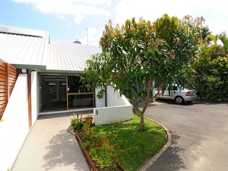 3/387 Mayers Street, Edge Hill QLD 4870