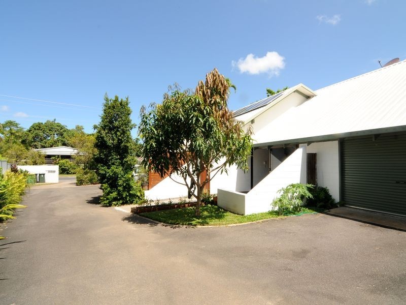 3/387 Mayers Street, Edge Hill QLD 4870