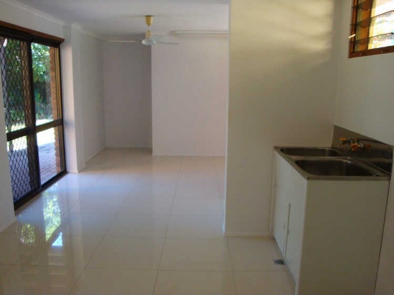 18 Temora Street, Edge Hill QLD 4870