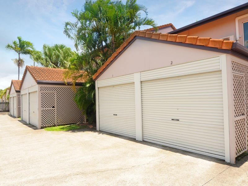 Manoora QLD 4870