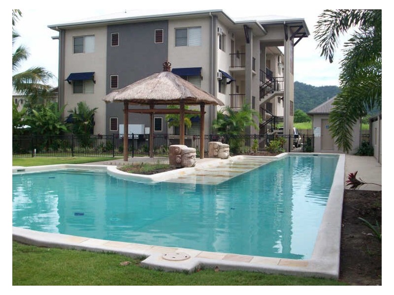 305/6-8 Centenary Close, Manoora QLD 4870