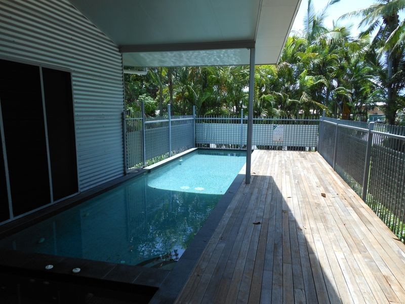 111 Upper Richardson Street, Whitfield QLD 4870