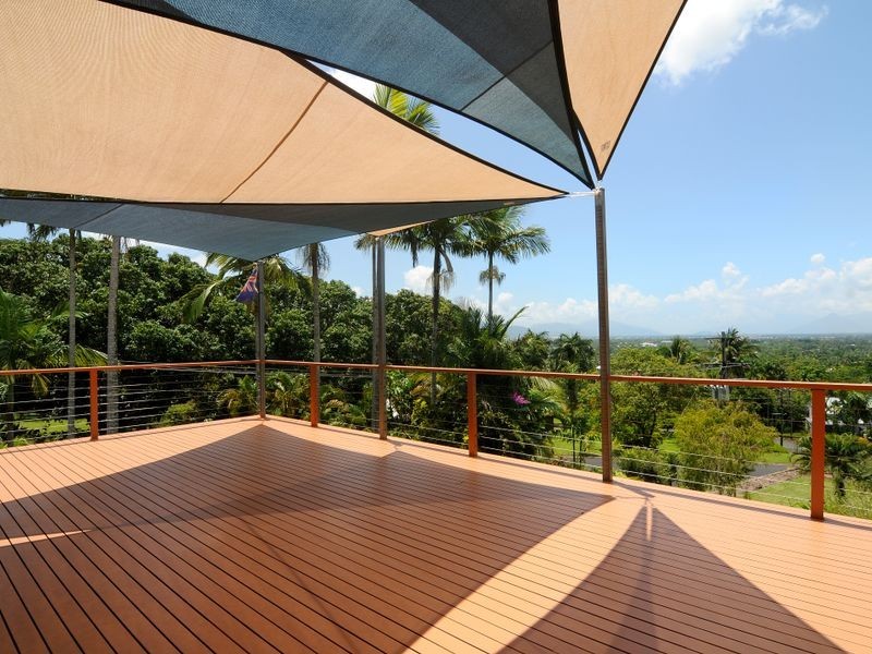 6 Price Close, Edge Hill QLD 4870