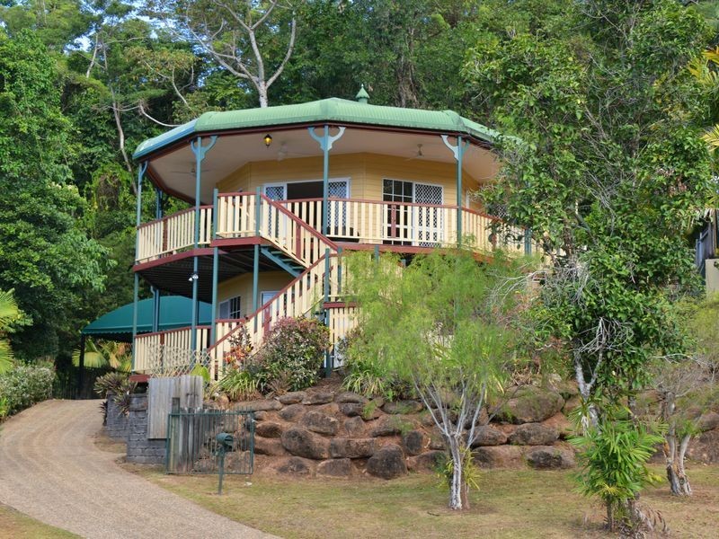 2 McGuane Close, Brinsmead QLD 4870