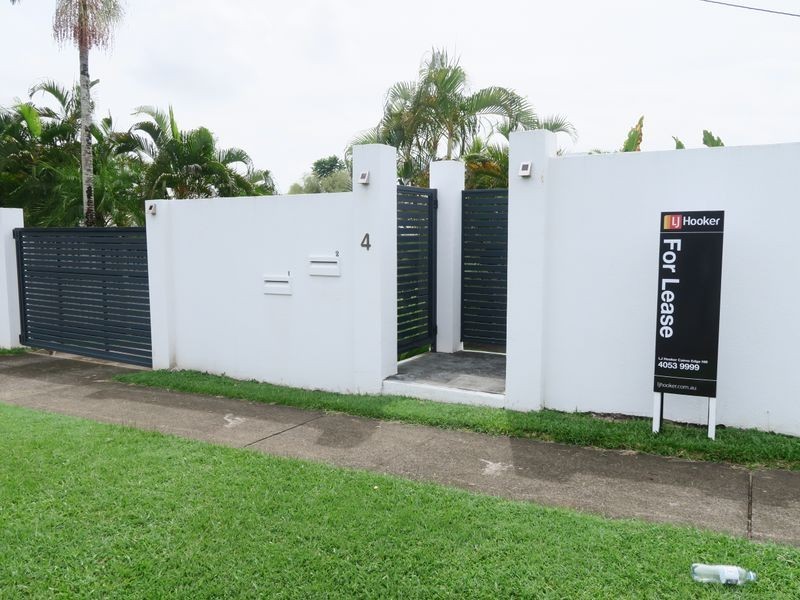 2/4 Mcmanus Street, Whitfield QLD 4870