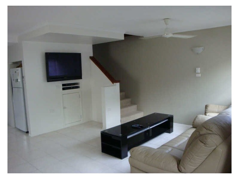 2/106 Digger Street, Cairns North QLD 4870