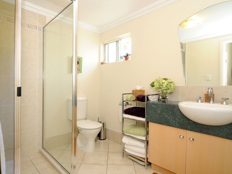 7/304 Lake Street, Cairns North QLD 4870