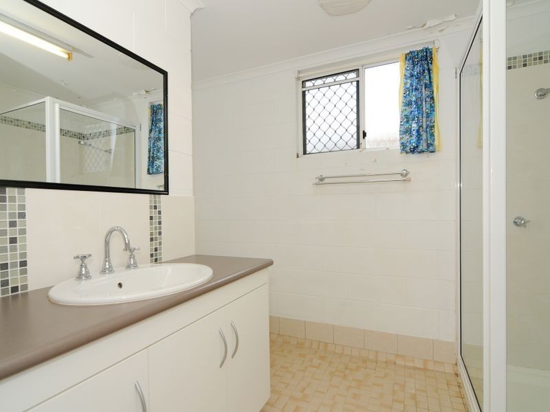 1/231 Kamerunga Road, Freshwater QLD 4870