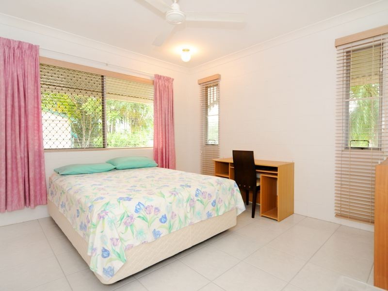 1/231 Kamerunga Road, Freshwater QLD 4870