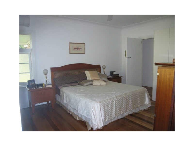 342 Pease Street, Edge Hill QLD 4870