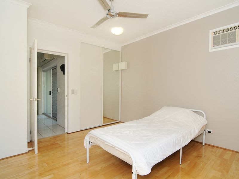 2/4 Casella Street, Earlville QLD 4870