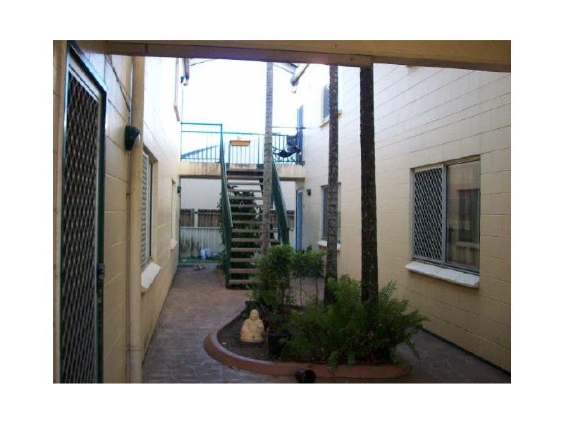 10/122 Aumuller Street, Westcourt QLD 4870