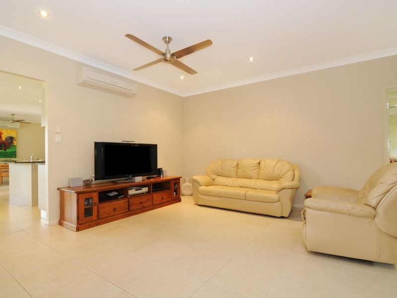 58 Norfolk Crescent, Redlynch QLD 4870