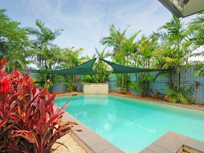 58 Norfolk Crescent, Redlynch QLD 4870