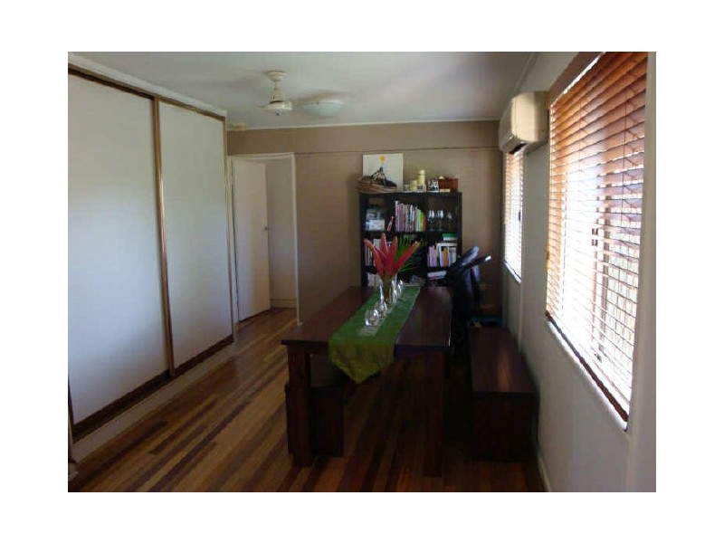 69 Jensen Street, Manoora QLD 4870