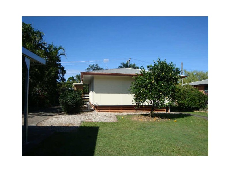 69 Jensen Street, Manoora QLD 4870