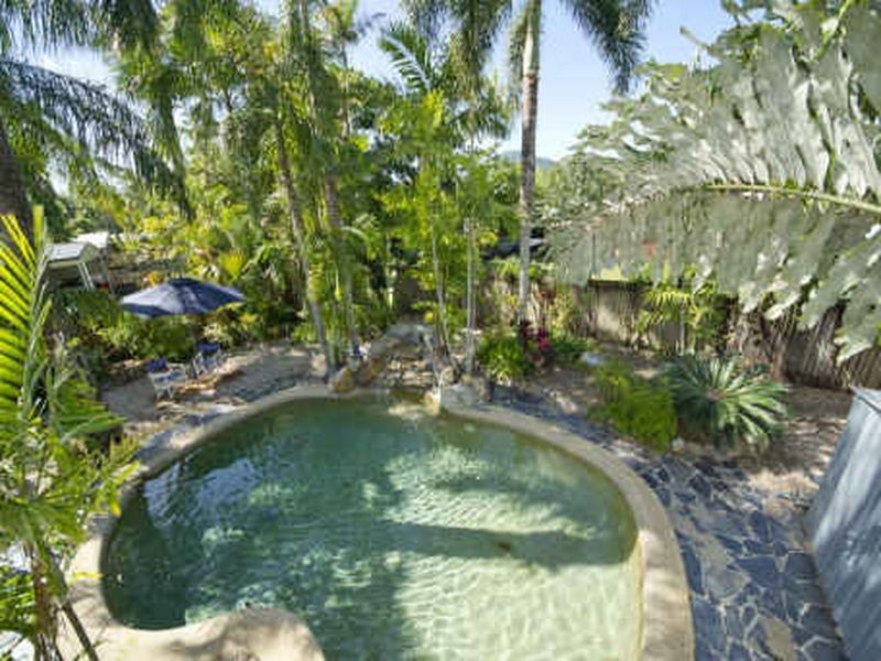 12 Windsor Close, Brinsmead QLD 4870