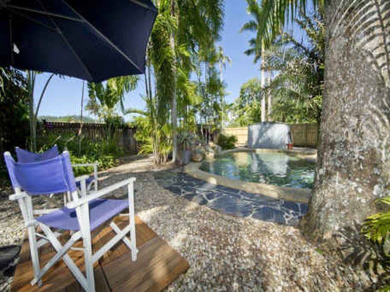 12 Windsor Close, Brinsmead QLD 4870